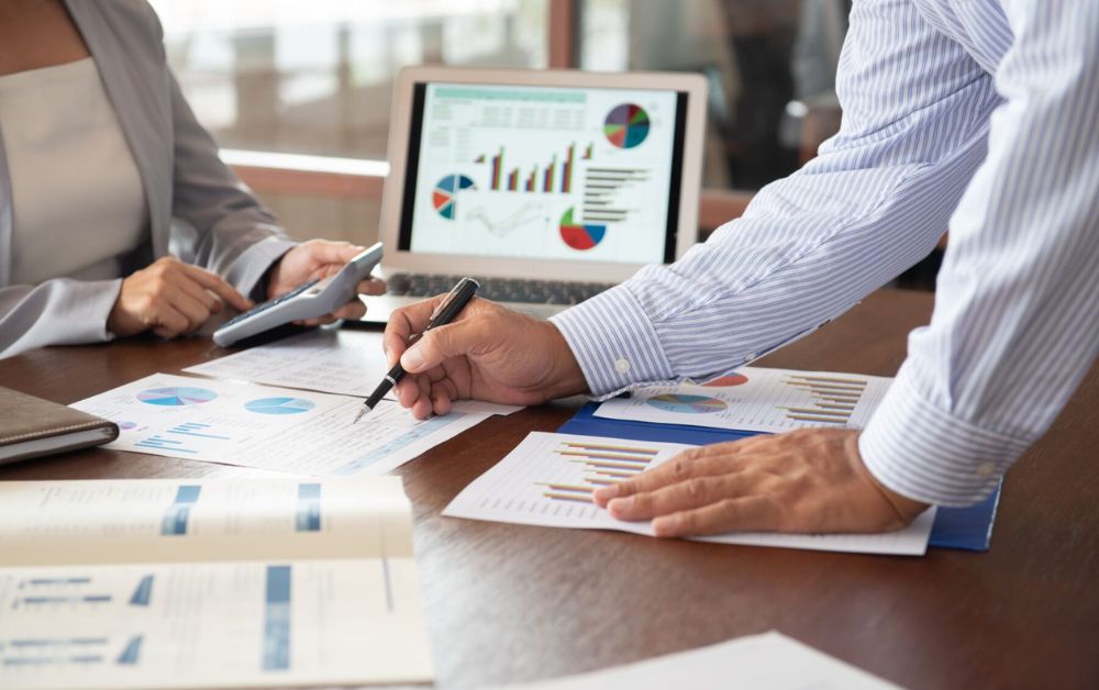Meeting International Standards for Auditing Services in Dubai